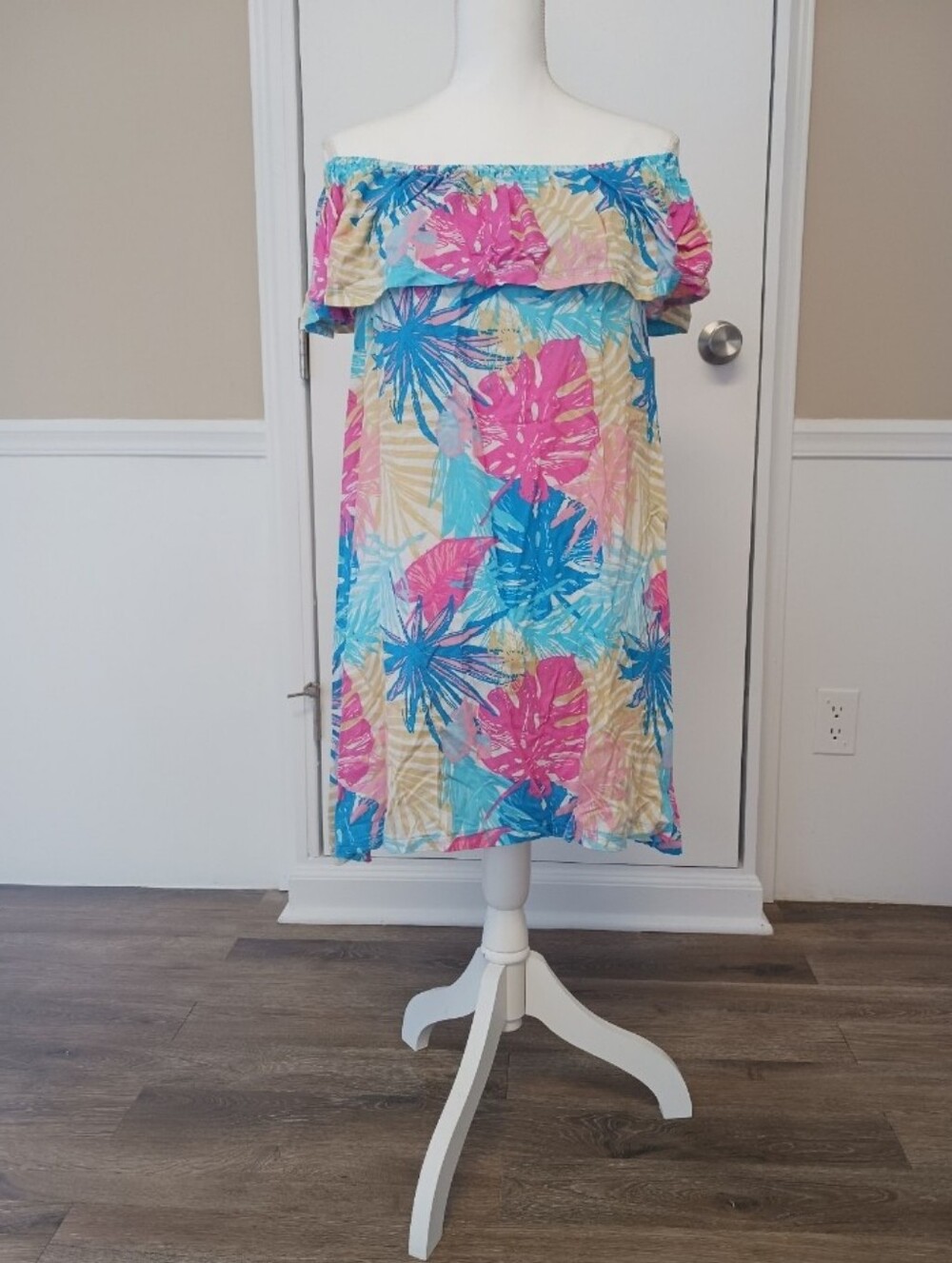 Ingear Tropical Print Off-Shoulder Dress in Pink, Blue & Cream Size M